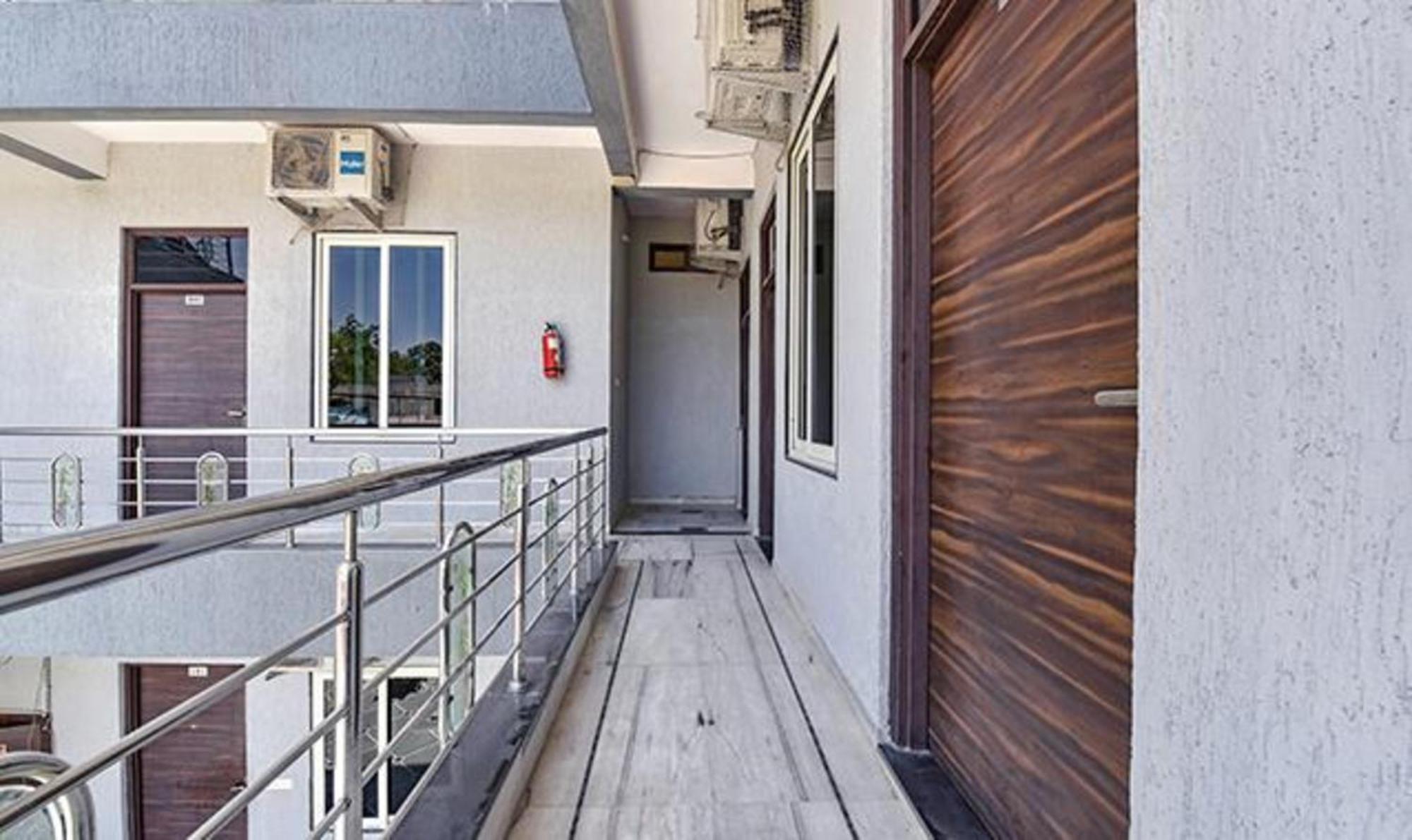 Fabhotel Ranbanka Udaipur Exteriör bild