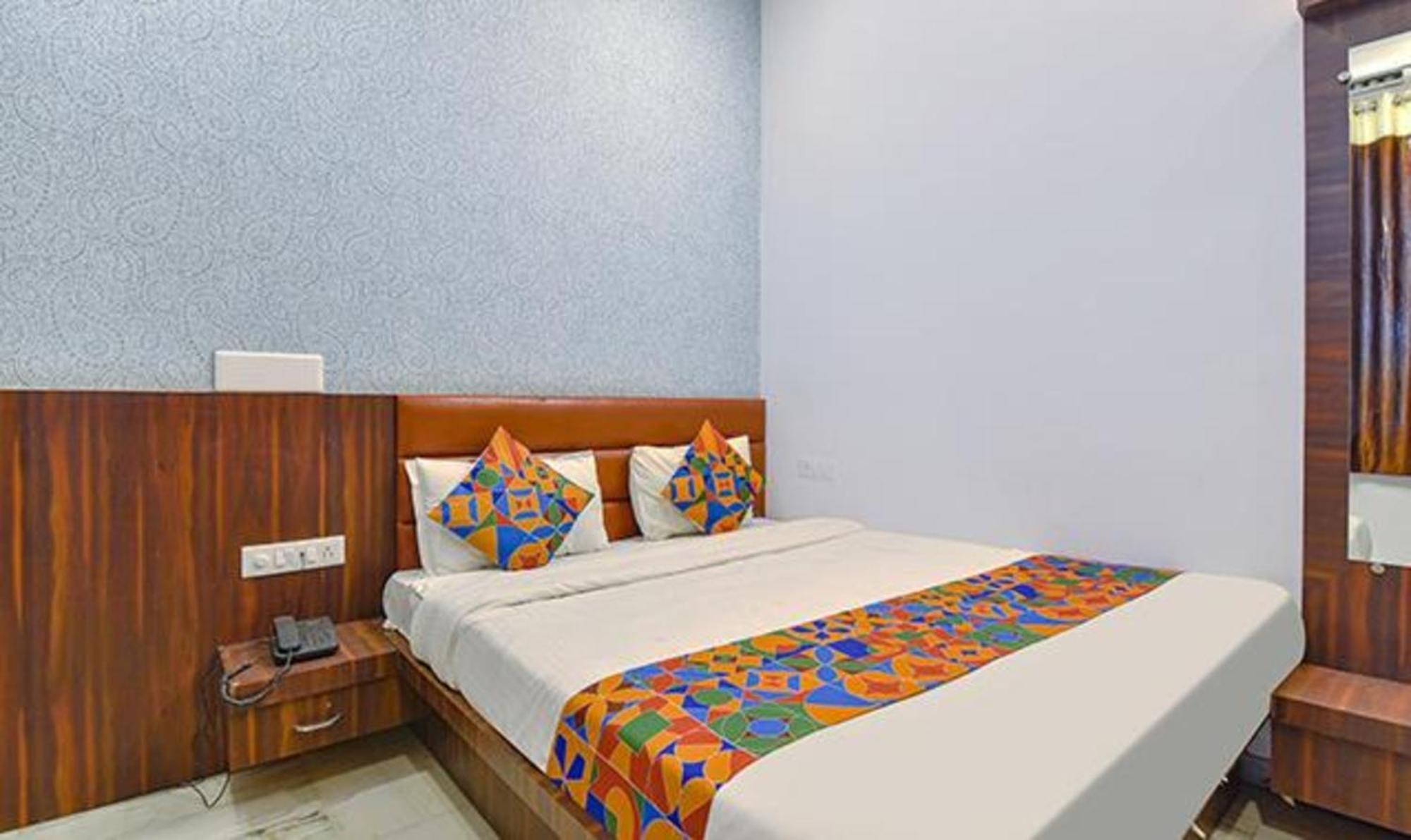 Fabhotel Ranbanka Udaipur Exteriör bild