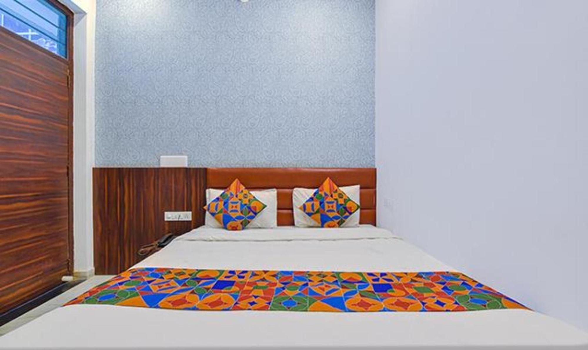Fabhotel Ranbanka Udaipur Exteriör bild